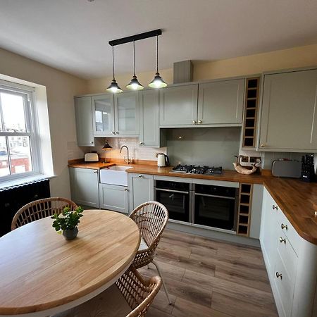 Luxury Penthouse Apartment Lowestoft Exteriör bild