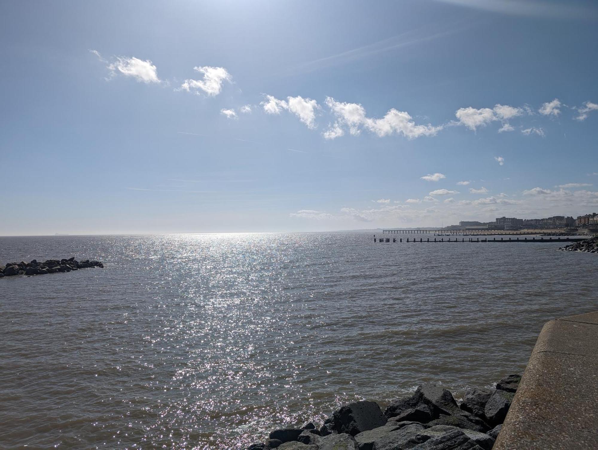 Luxury Penthouse Apartment Lowestoft Exteriör bild